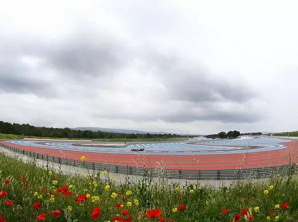 Foto zur News: Le Castellet: Möglicher Regierungswechsel als Gefahr?