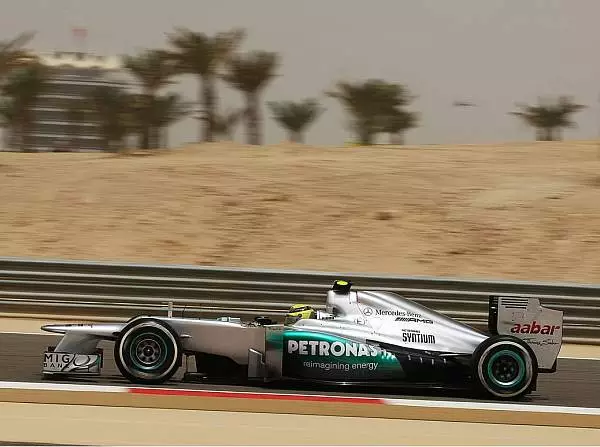 Foto zur News: Rosberg auch in Bahrain klar vor allen anderen