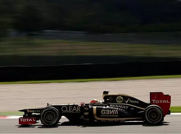 Romain Grosjean Foto zur News: Bestzeit für Lotus: "Wertvolle Schlüsse gezogen"