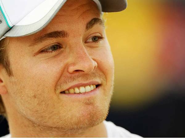 Foto zur News: Rosberg: "Würde das Manöver wieder so machen"