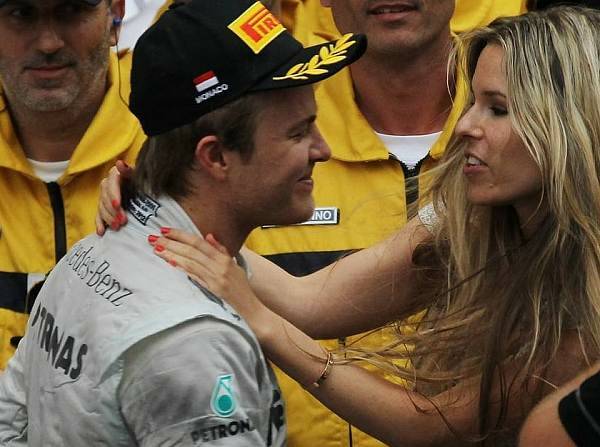 Foto zur News: Wahlheimat-Podium für Rosberg - Schumacher im Pech