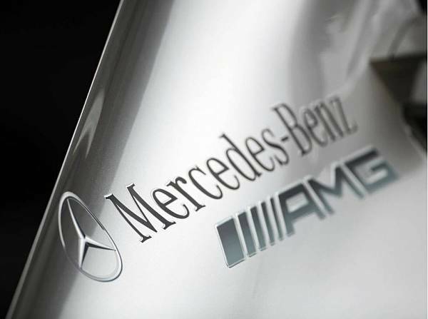 Foto zur News: Mercedes: Neue Partnerschaft mit Assos