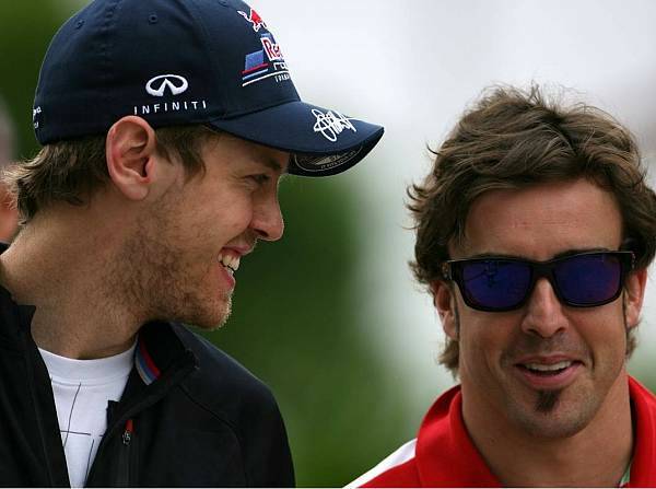 Foto zur News: Vettel über Ferrari-Gerüchte: "Fühle mich geschmeichelt"