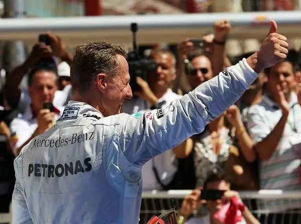 Michael Schumacher Foto zur News: Schumacher: "Ich kann es kaum glauben"