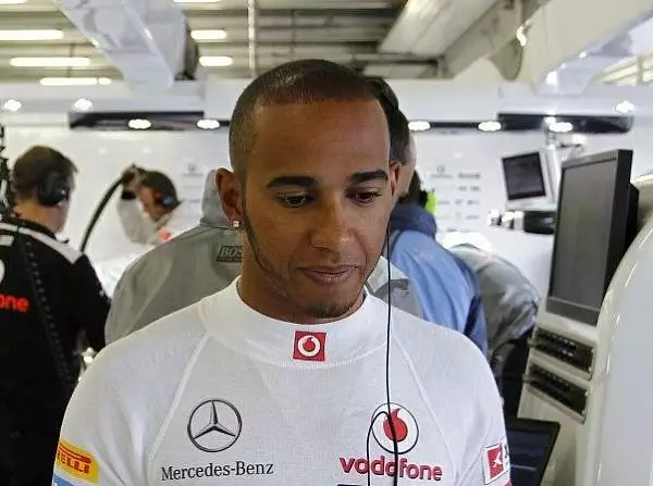 Foto zur News: Hamilton: "Ich hatte auf den Intermediates keinen Grip"