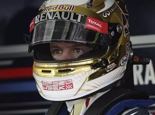 Sebastian Vettel Foto zur News: Vettel: "Man tastet sich an das Limit heran"