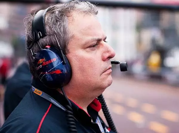 Giorgio Ascanelli Foto zur News: "Im Urlaub": Toro Rosso trennt sich von Ascanelli