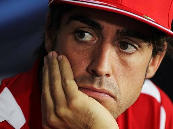 Foto zur News: Alonso: "Dürfen uns keine Fehler erlauben"