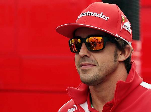 Foto zur News: Alonso: Der "Maestro" und die "halbe Miete"