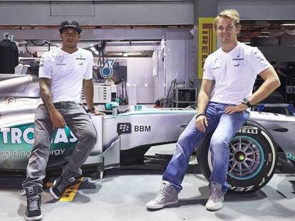 Foto zur News: Rosbergs 2013: Toto Wolff im Interview