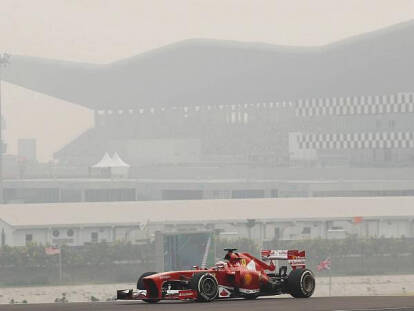 Foto zur News: Vettel auf WM-Kurs: Freitagsbestzeit in Indien