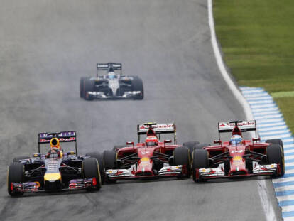 Foto zur News: Fahren und fahren lassen: Vettel gefällt's