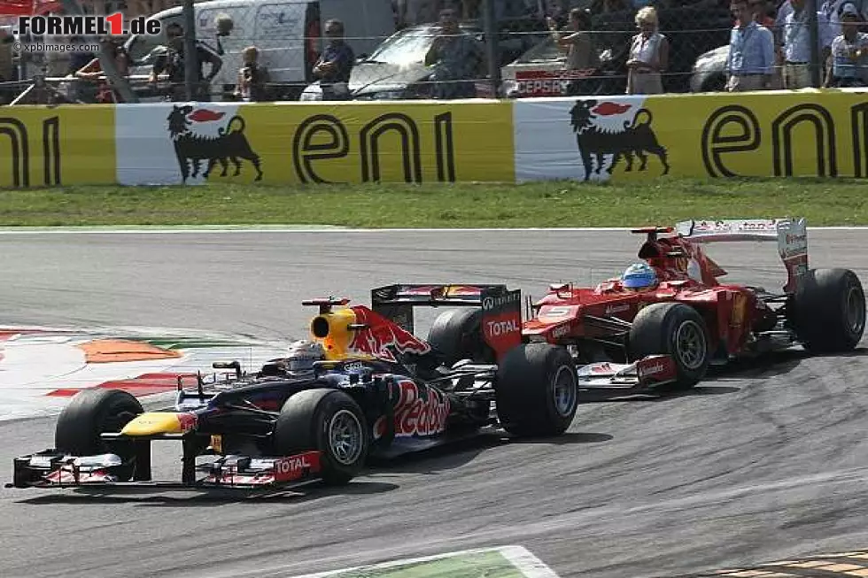 Sebastian Vettel, Fernando Alonso Foto zur News: Sebastian Vettel, Fernando Alonso