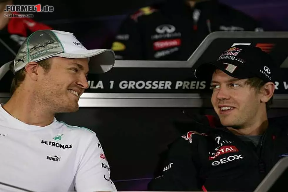 Foto zur News: Nico Rosberg, Sebastian Vettel
