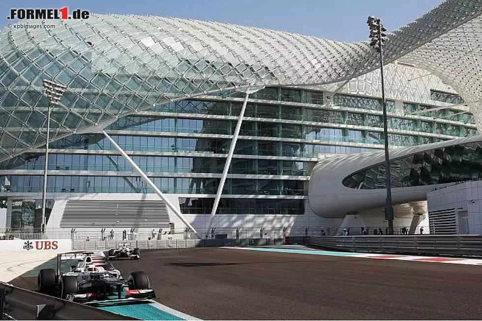 Foto zur News: Kamui Kobayashi, Sergio Perez