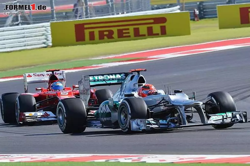 Foto zur News: Michael Schumacher, Fernando Alonso