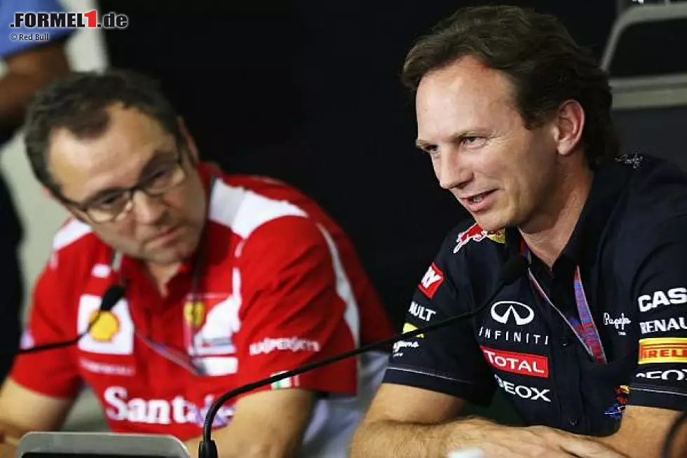 Foto zur News: Christian Horner (Red-Bull-Teamchef), Stefano Domenicali (Ferrari-Teamchef)