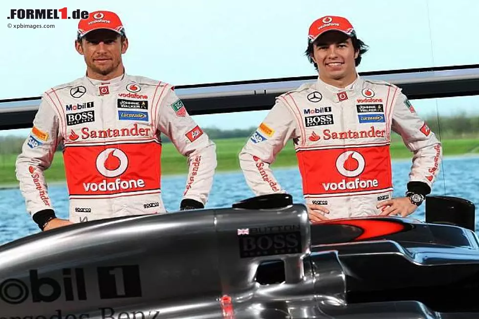 Jenson Button, Sergio Perez Foto zur News: Jenson Button, Sergio Perez