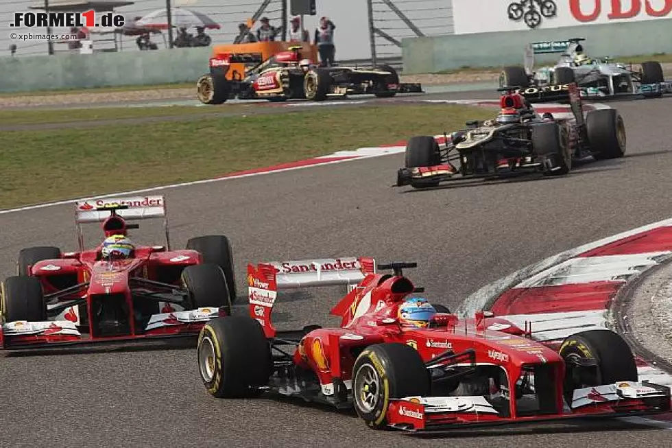 Foto zur News: Fernando Alonso, Felipe Massa