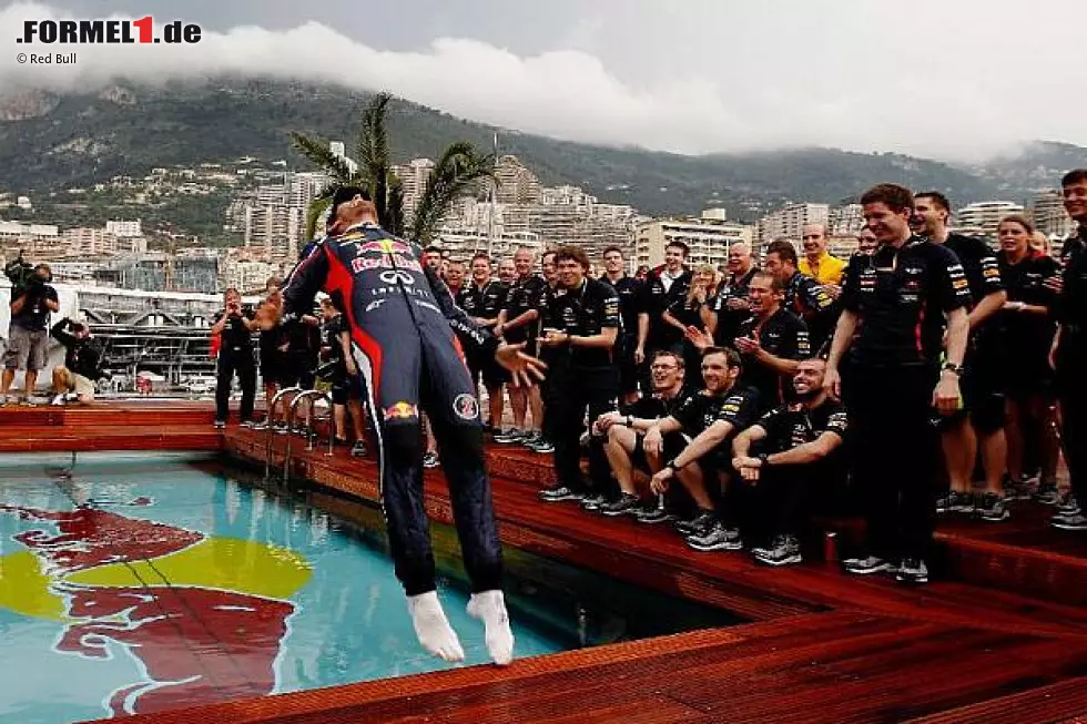 Foto zur News: Mark Webber, Pool