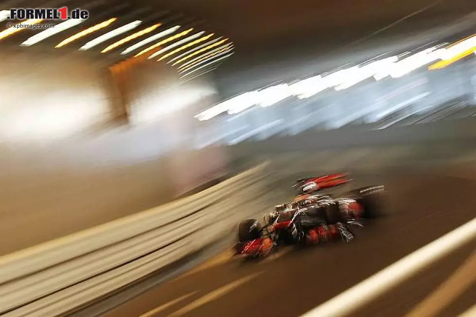 Foto zur News: Jenson Button im Tunnel