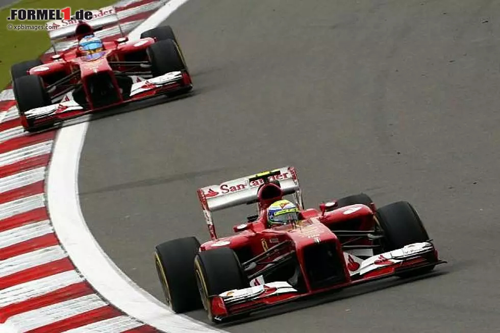 Foto zur News: Fernando Alonso, Felipe Massa