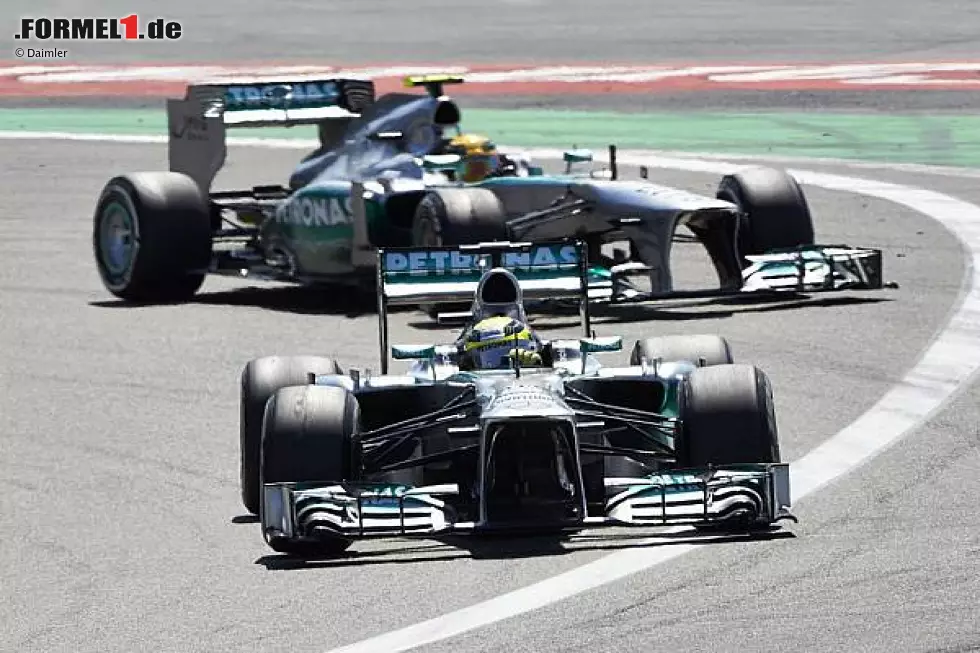 Foto zur News: Nico Rosberg, Lewis Hamilton