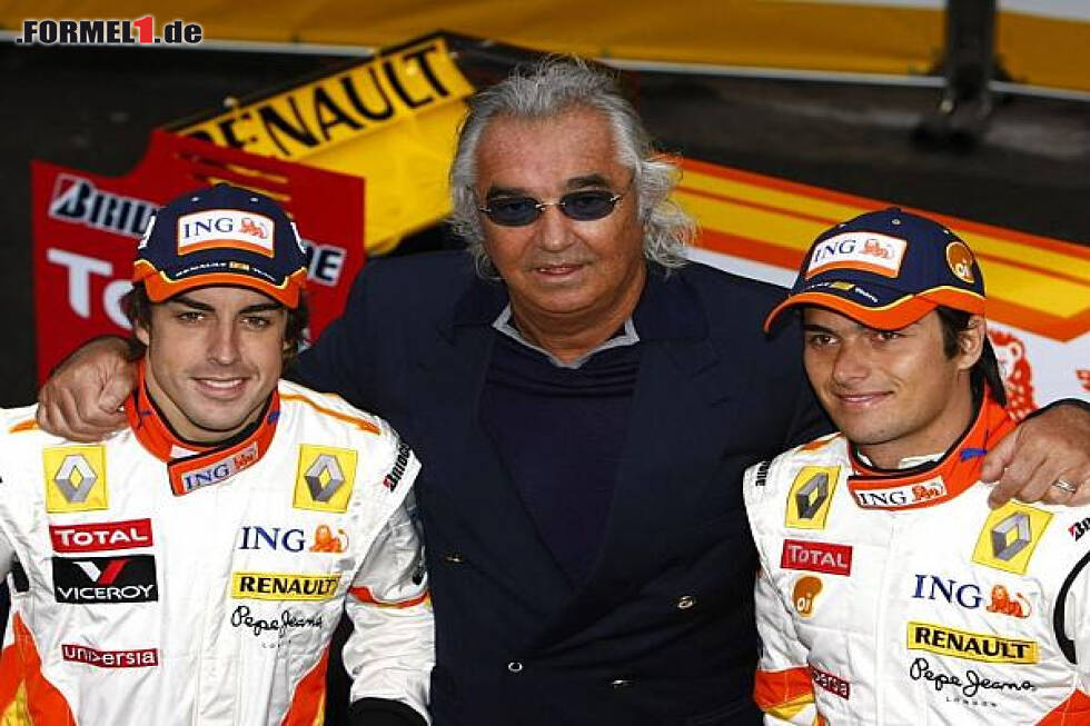 Foto zur News: Fernando Alonso, Nelson Piquet Jun., Flavio Briatore