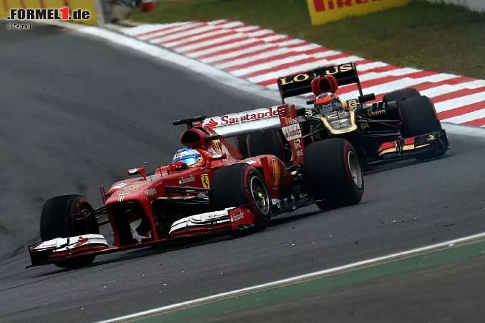 Foto zur News: Fernando Alonso, Kimi Räikkönen