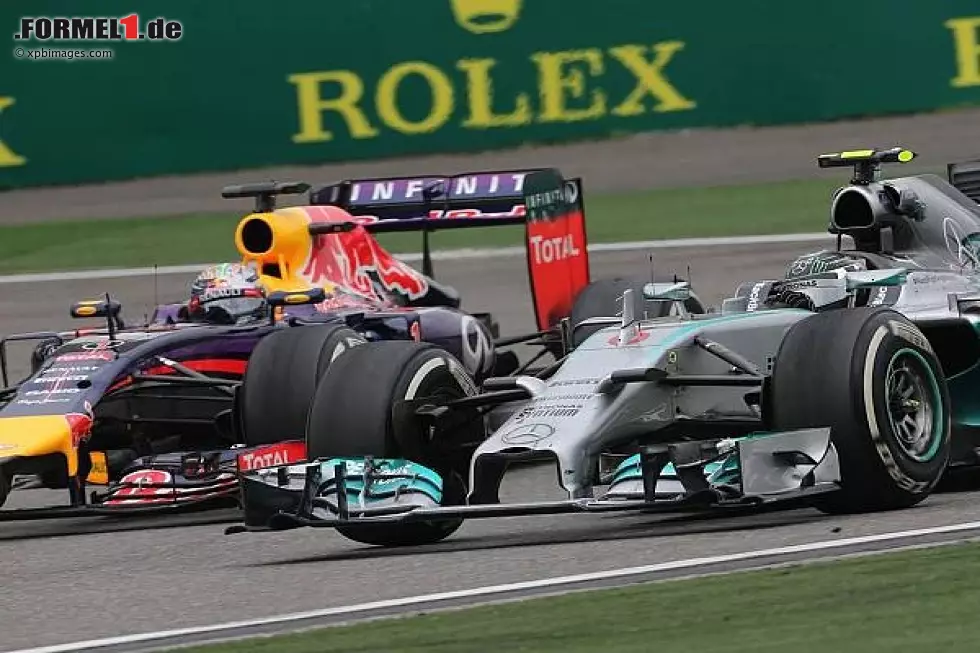Nico Rosberg, Sebastian Vettel Foto zur News: Nico Rosberg, Sebastian Vettel