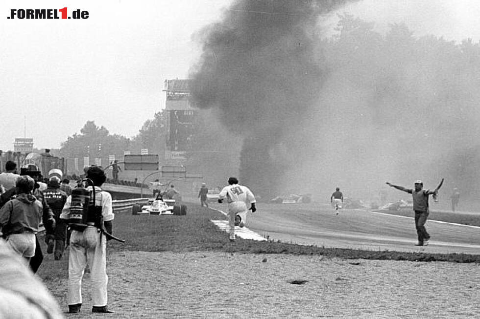 Foto zur News: Ronnie Petersons Feuerunfall in Monza 1978