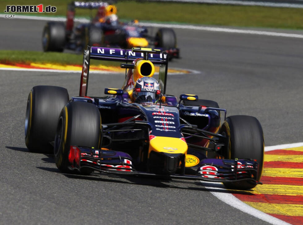 Foto zur News: Daniel Ricciardo, Sebastian Vettel