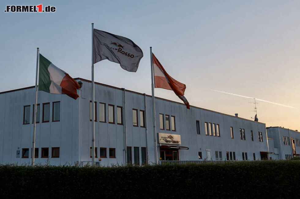 Foto zur News: Toro Rosso Fabrik Werk Standort Faenza