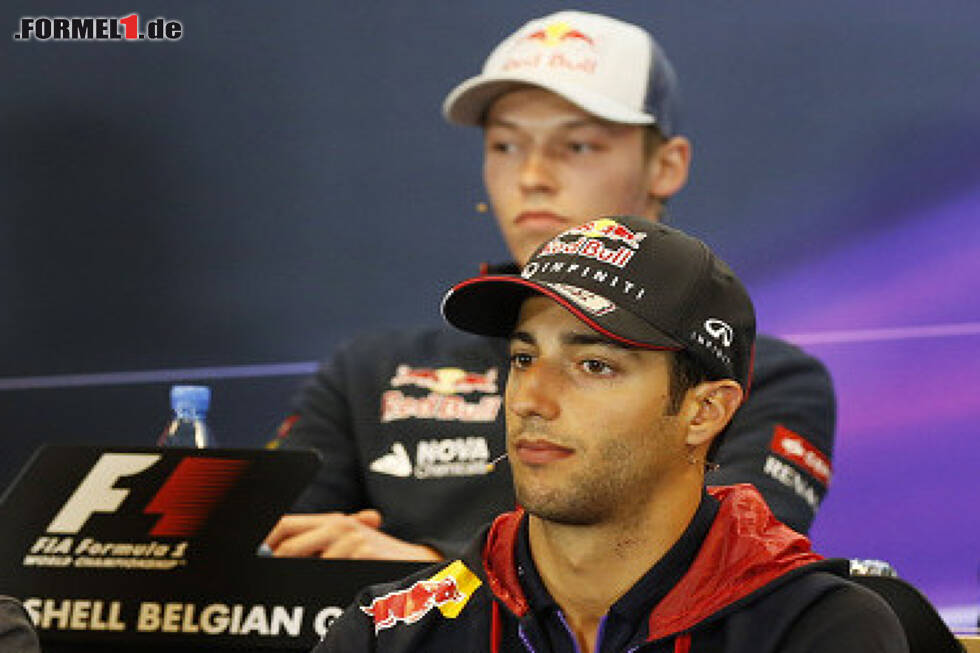 Foto zur News: Daniel Ricciardo, Daniil Kwjat