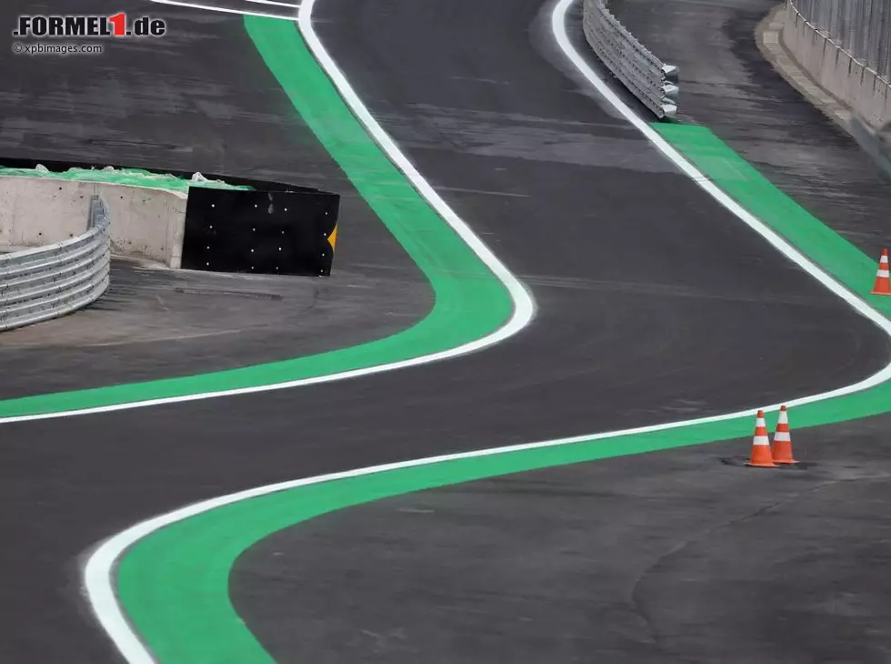 Foto zur News: Boxeneinfahrt