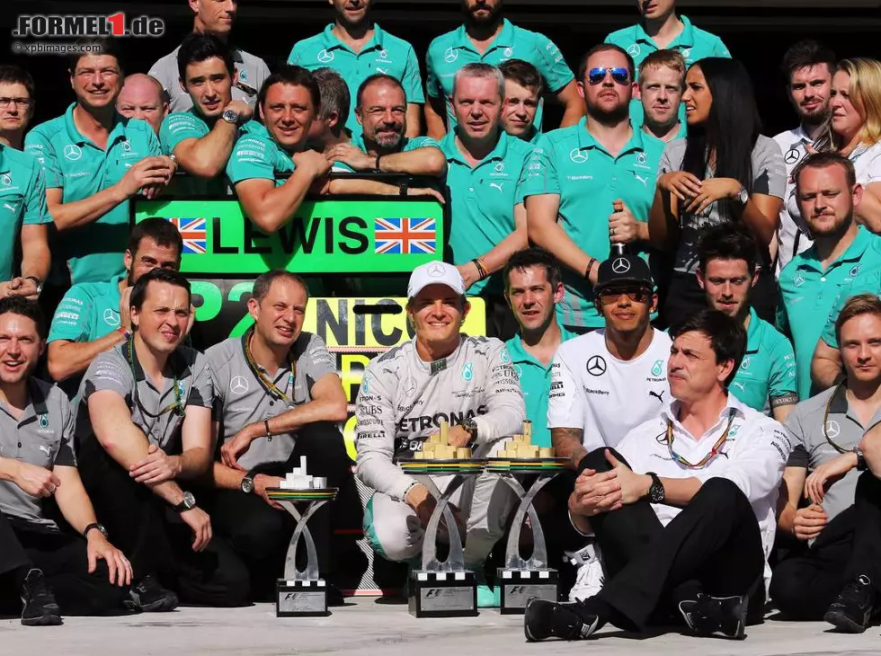 Nico Rosberg, Lewis Hamilton Foto zur News: Nico Rosberg, Lewis Hamilton