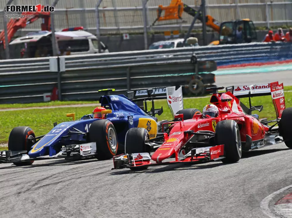 Foto zur News: Felipe Nasr, Sebastian Vettel
