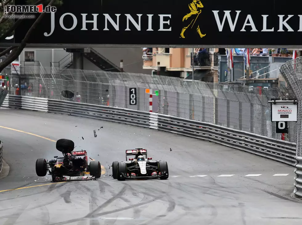 Foto zur News: Max Verstappen, Romain Grosjean