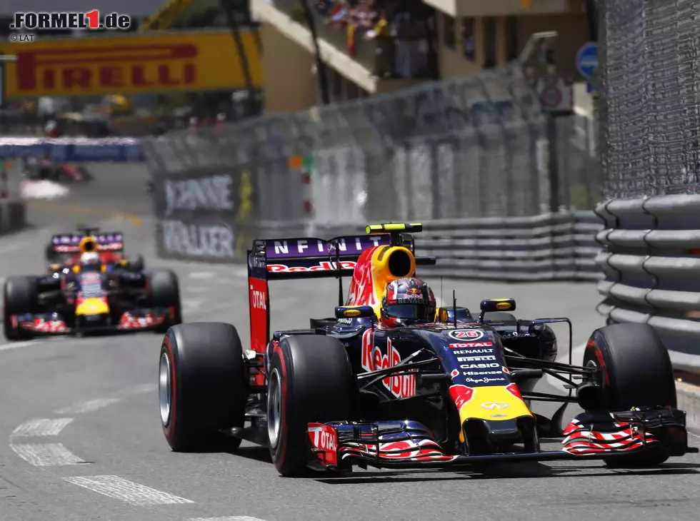 Foto zur News: Daniil Kwjat, Daniel Ricciardo