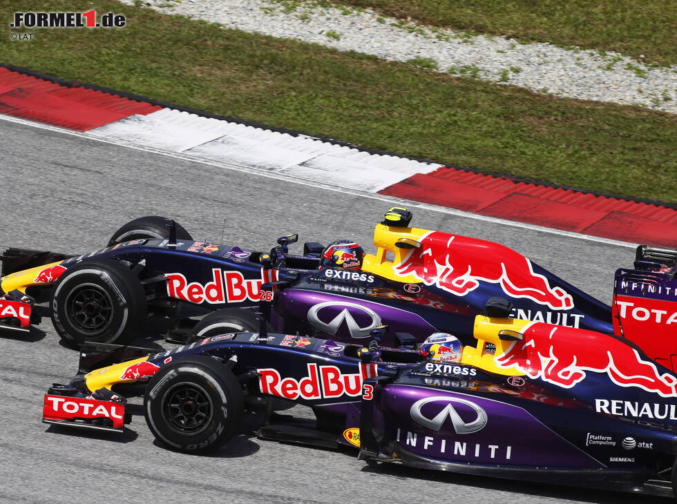 Foto zur News: Daniil Kwjat, Daniel Ricciardo