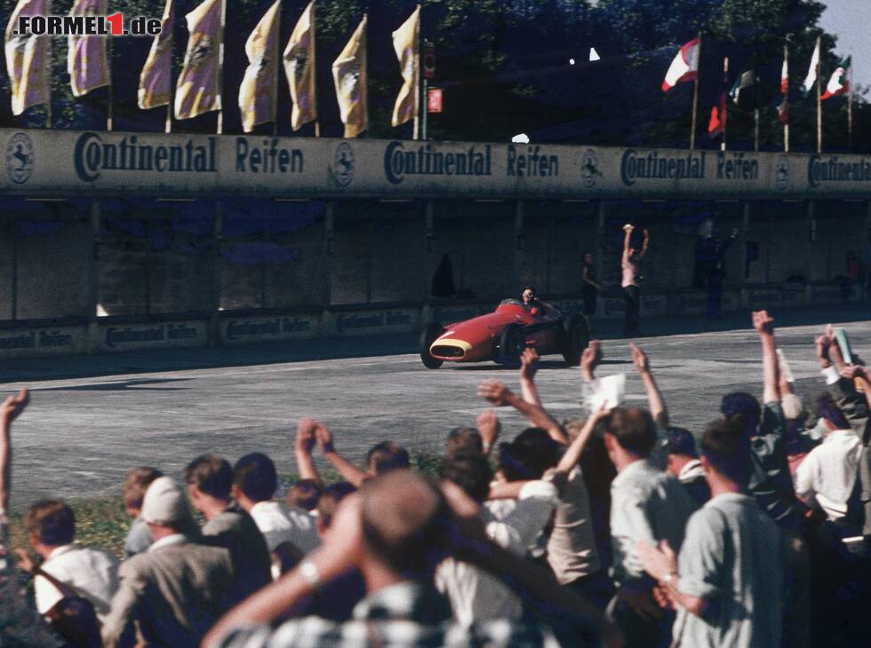 Foto zur News: Juan Manuel Fangio, 1957