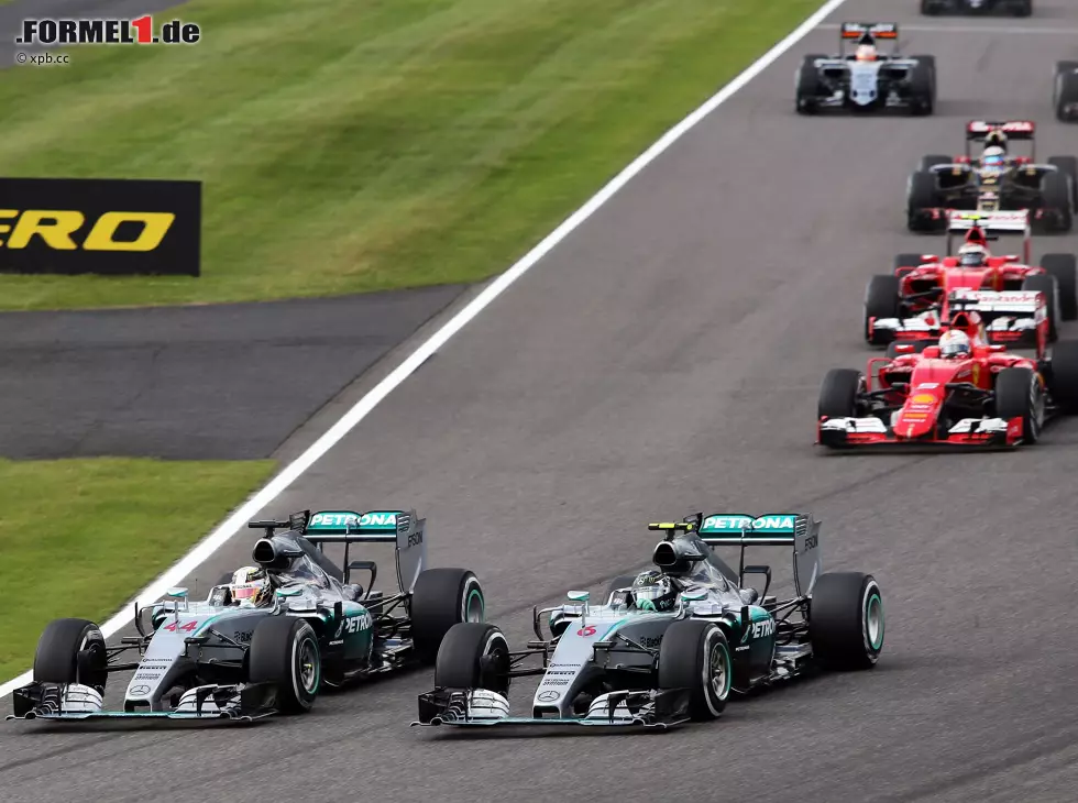 Foto zur News: Lewis Hamilton, Nico Rosberg