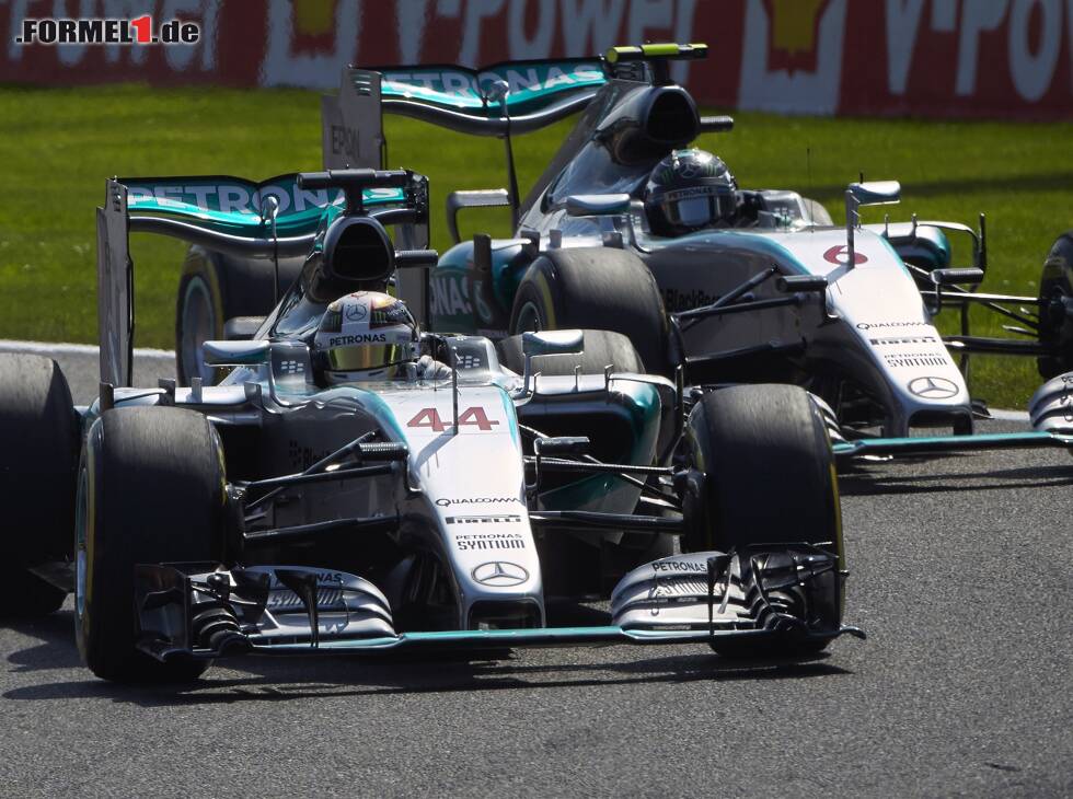 Foto zur News: Lewis Hamilton, Nico Rosberg