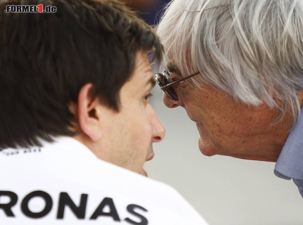 Foto zur News: Bernie Ecclestone, Toto Wolff