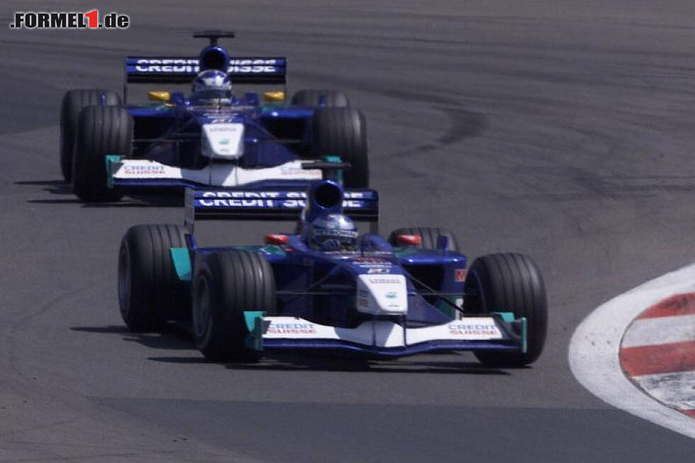 Foto zur News: Kimi Räikkönen und Nick Heidfeld 2001