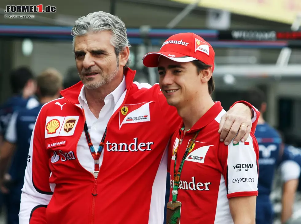 Foto zur News: Maurizio Arrivabene, Esteban Gutierrez