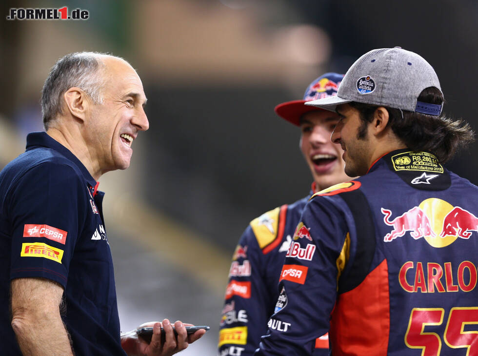 Foto zur News: Franz Tost, Max Verstappen, Carlos Sainz