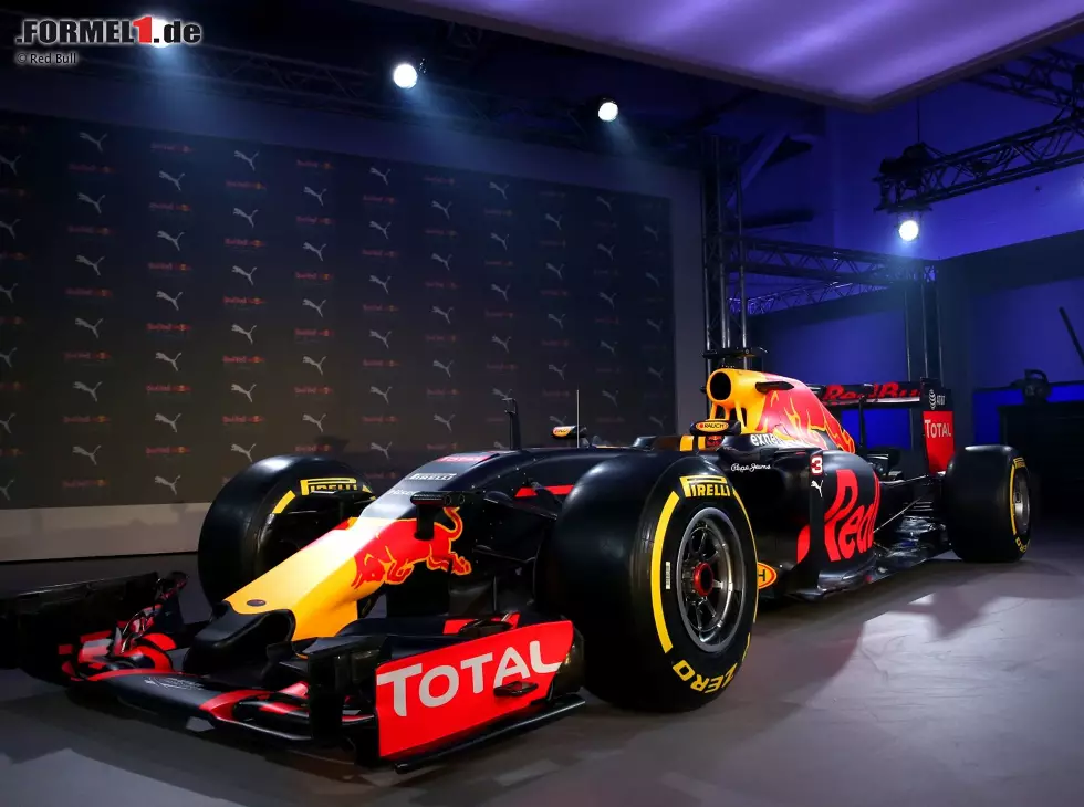 Red Bull in neuer Lackierung Foto zur News: Red Bull in neuer Lackierung