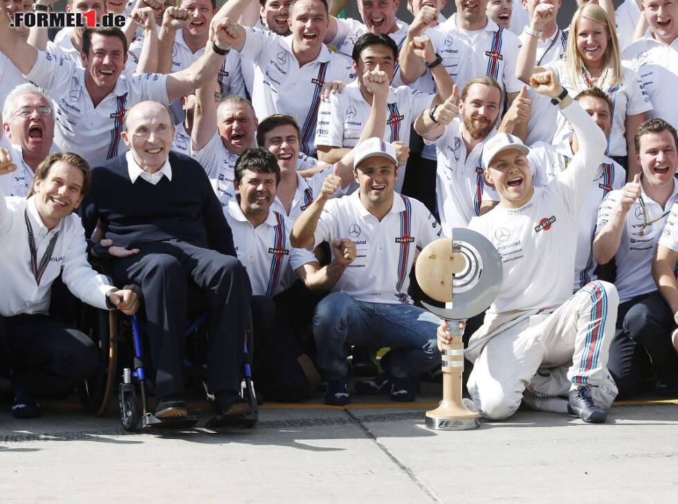 Foto zur News: Valtteri Bottas, Felipe Massa, Frank Williams und das Team in Spielberg 2014