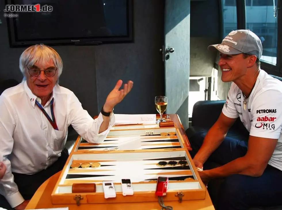 Foto zur News: Bernie Ecclestone, Michael Schumacher